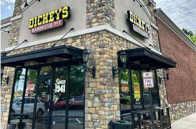 Dickey’s Barbecue Pit Reopens in Kennesaw, Georgia